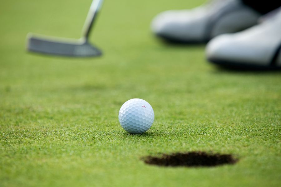 Royal Dornoch Golf Course: A World-Renowned Golfing Destination in the Scottish Highlands